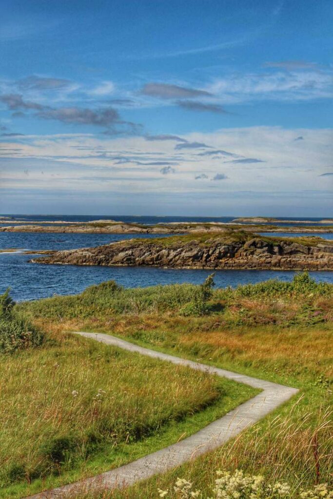 Ocean scenery on our family road trip to the Atlantic Road in Norway, in-between Bud to Vevang.