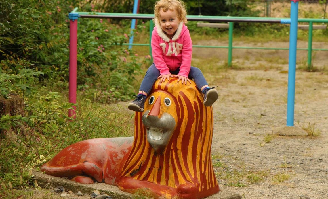 Family-Can-Travel---Kyoto-Playgrounds---Fushimi-Inari-Shrine-Header