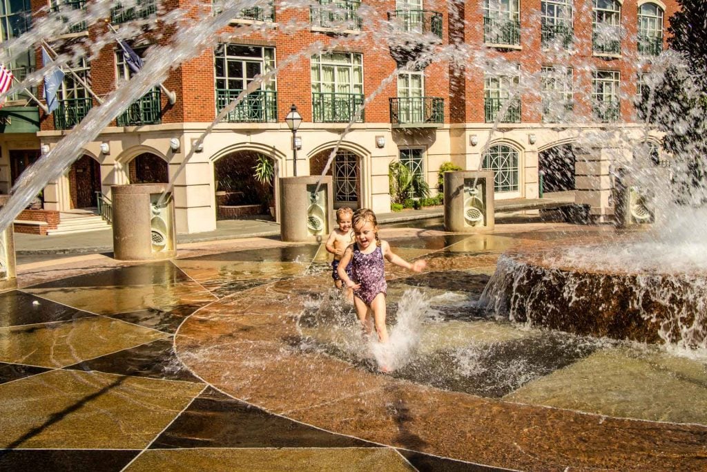Family Can Travel - 48 Hours in Charleston South Carolina with Kids - a great splash park at Waterfront Park near Queen Street entrance