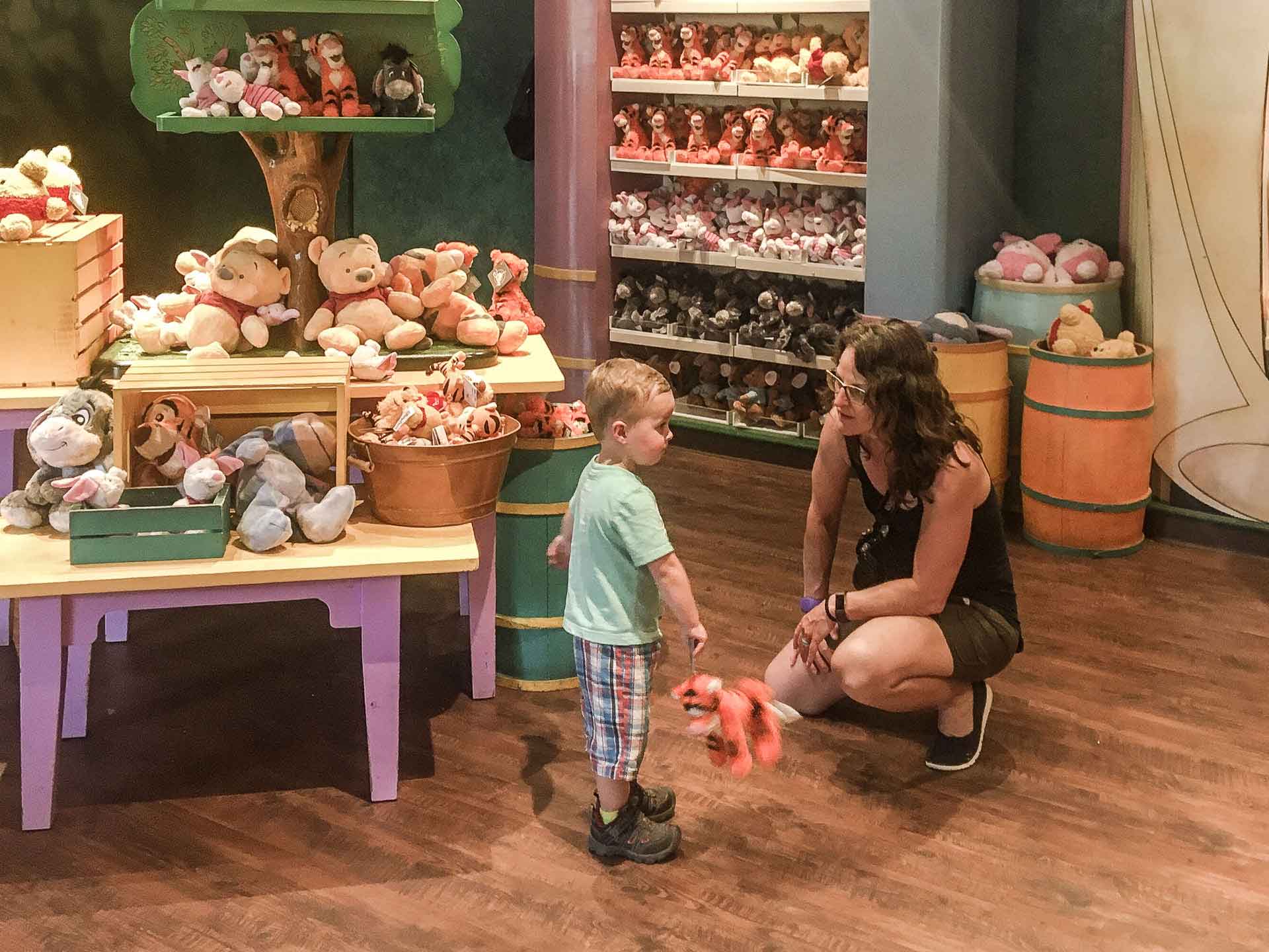 Disney Magic Kingdom Tips - The Disney gift shops are reasonably priced