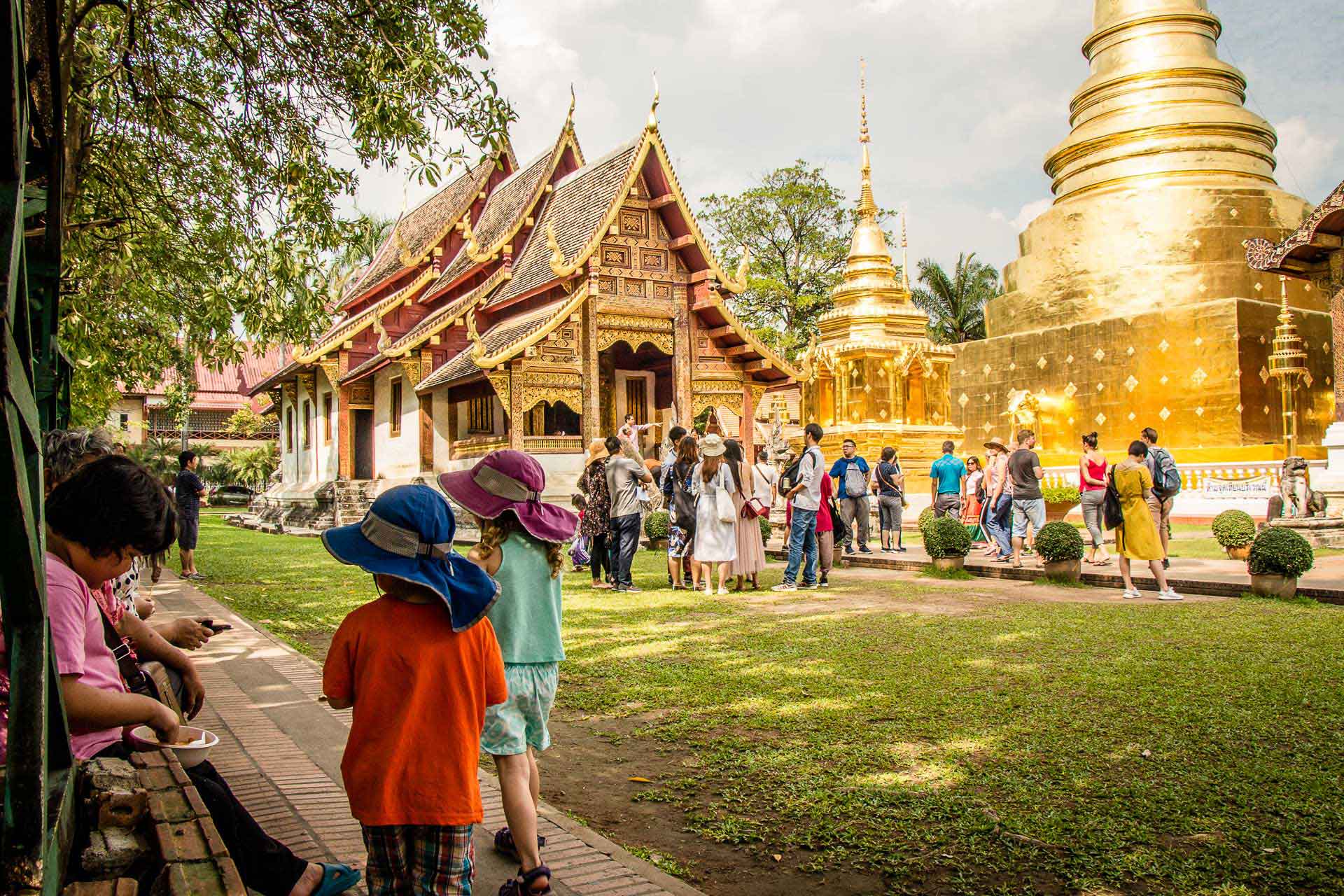 Chiang-Mai-Temples-with-Kids-2.jpg