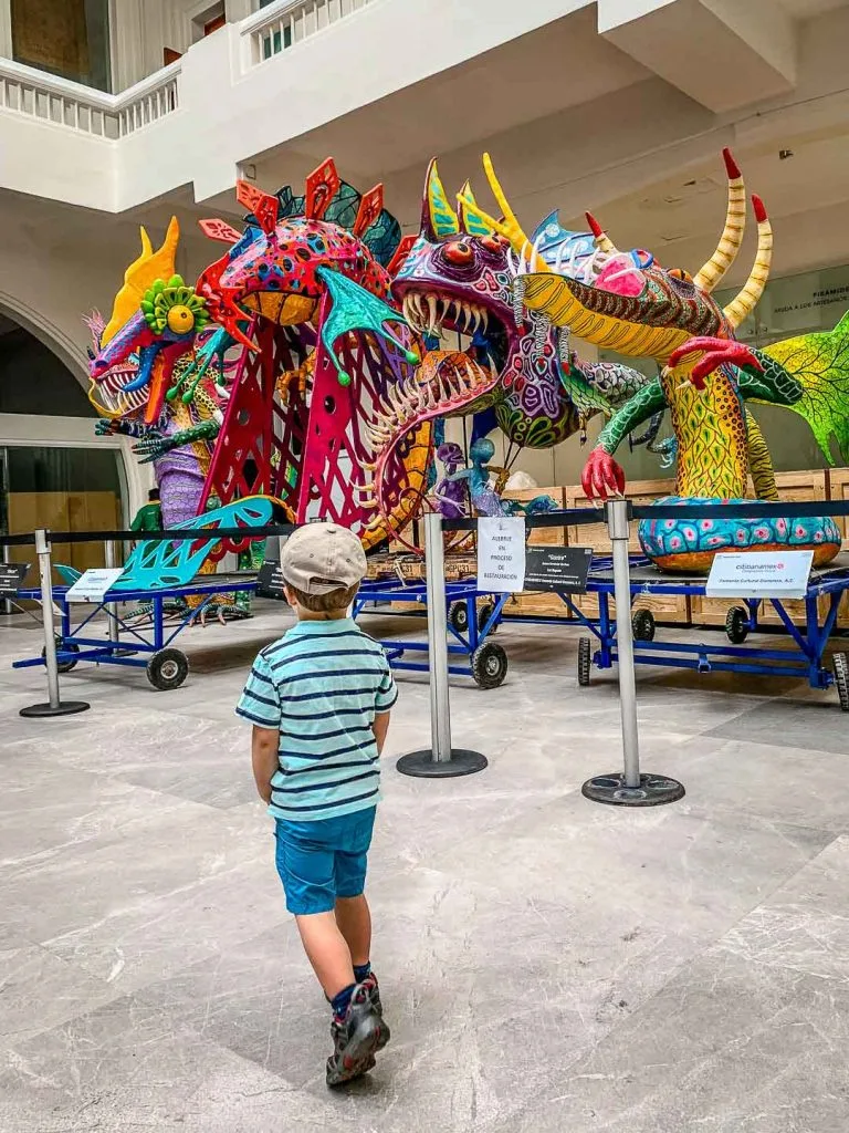 Museo de Arte Popular Mexico City with kids