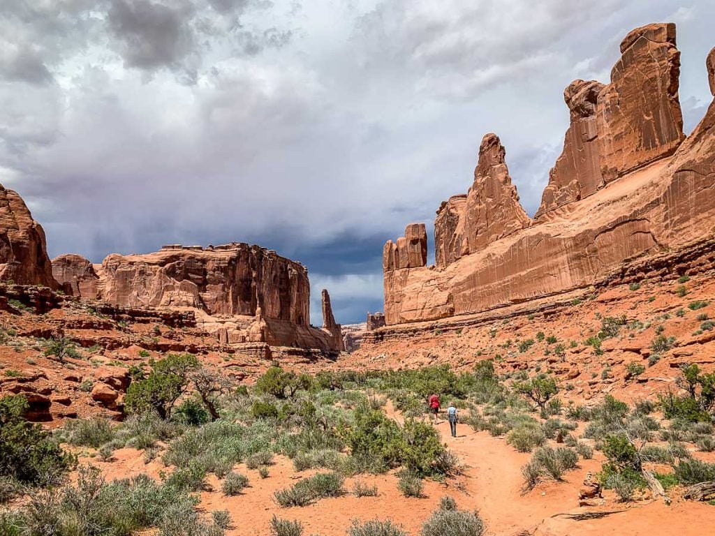 Park Avenue Trail - best kid-friendly hikes in Arches National Park Utah