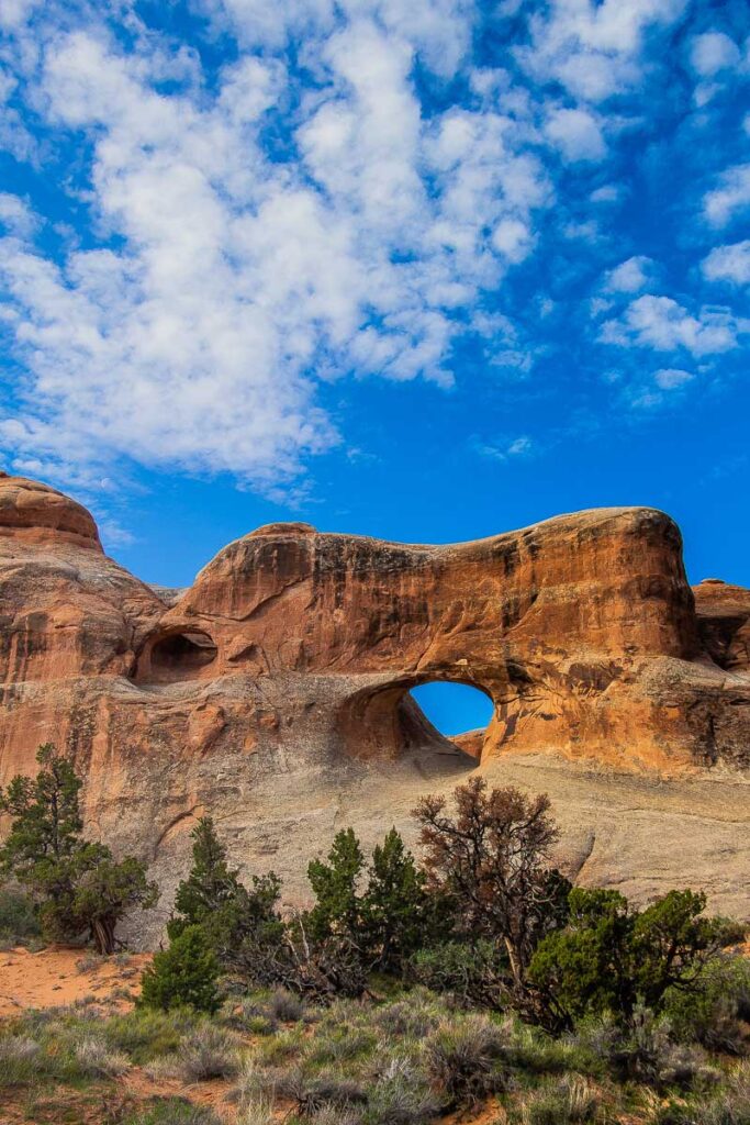 tunnel arch in arches national park utah