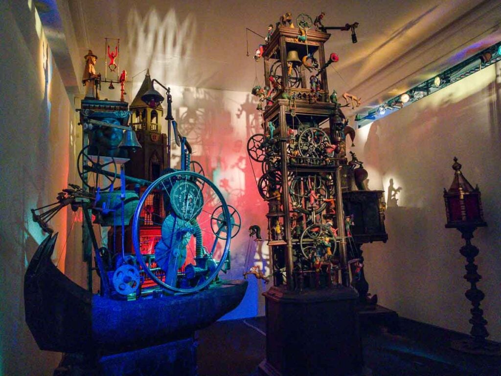 The ultra-creative artwork of Eduard Bersudsky displayed at the Sharmanka Kinetic Theatre is a fun indoor activity for kids in Glasgow