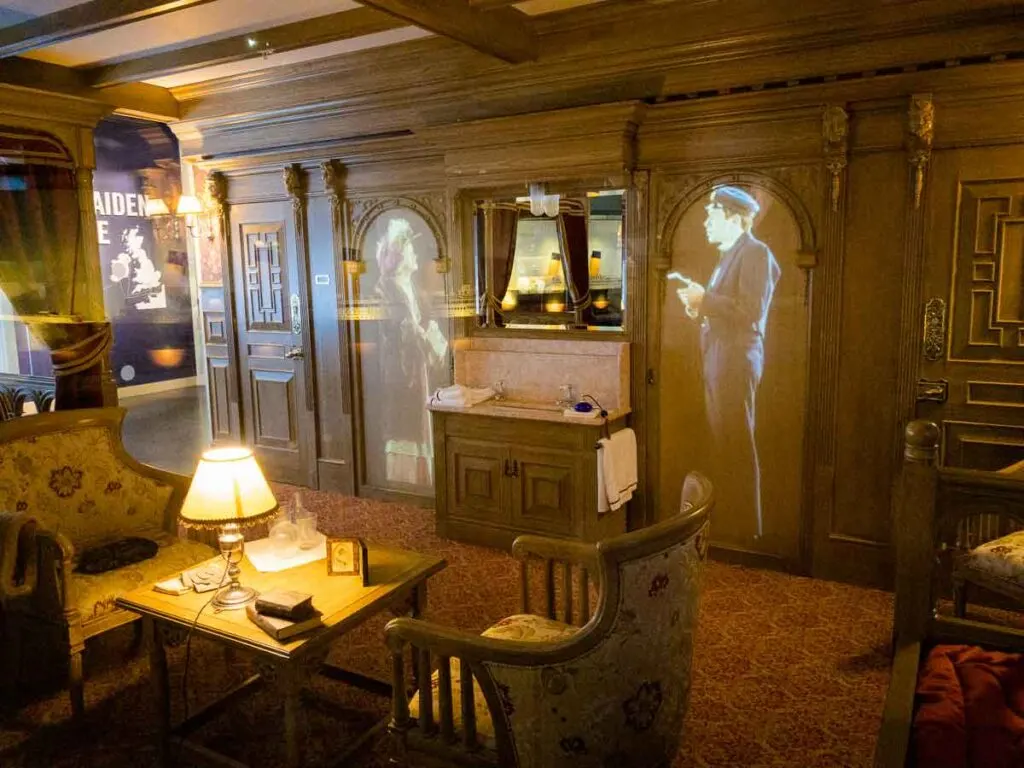 image of replica of inside of the Titanic at the Titanic Belfast