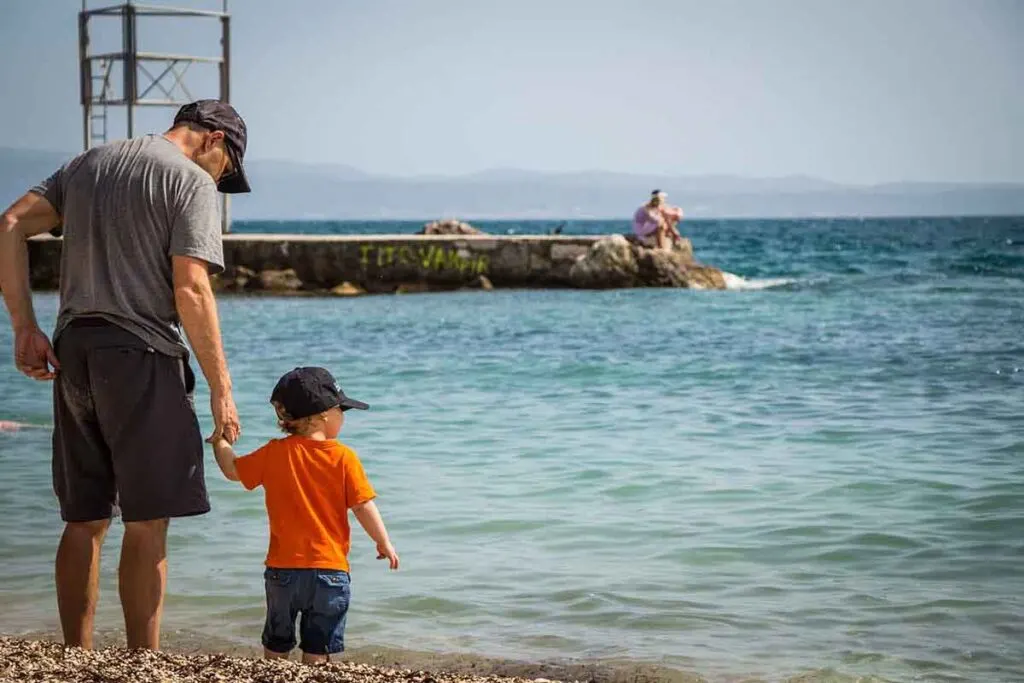 beaches in croatia for families - Ovcice Beach in Split with kids