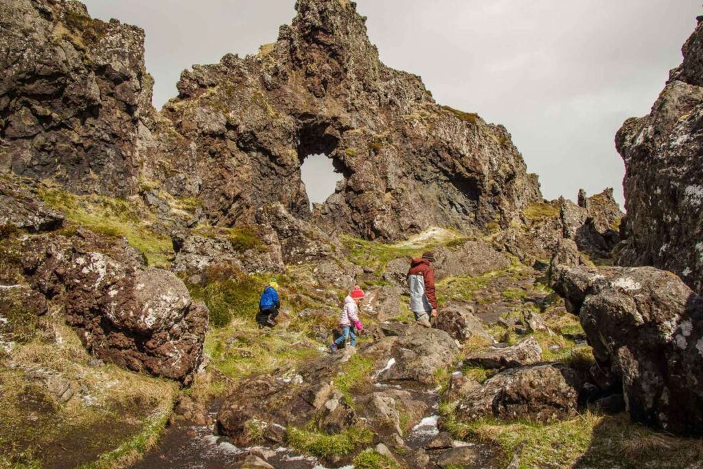 things to do on the Snaefellsnes Peninsula with kids - Djupalonssandur Beach - Snaefellsjoekull National Park Iceland