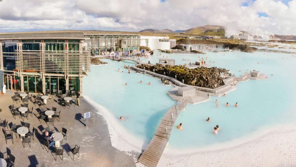 Parents wishing to visit the Blue Lagoon with a baby can take turns in the lagoon and the restaurant