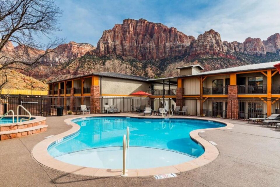 Top 8 Family Hotels in Zion National Park - Family Can Travel