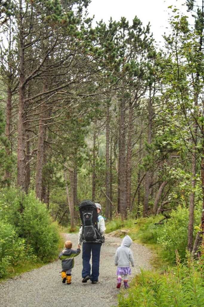 Celine Brewer, walks with her two kids on the Sandviksfjellet hiking trail while spending a week in Bergen with kids.